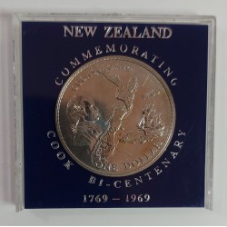 NEW ZELAND  1 DOLLAR 1969 IN ORIGINAL BOX